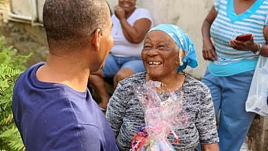Joshua Francis Gives to Mothers on Mothers Day