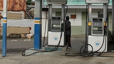 Gas Station-Roseau