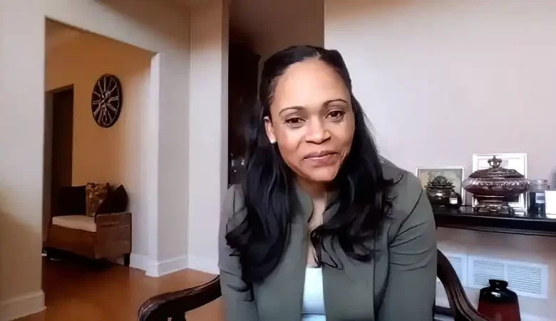 Dr. Simone Mathieu