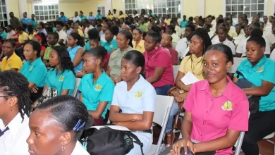 Students in Hall in Stockfarm DSC