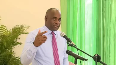 Hon. Roosevelt Skerrit