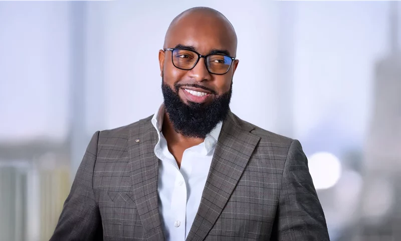 Delbert Paris
